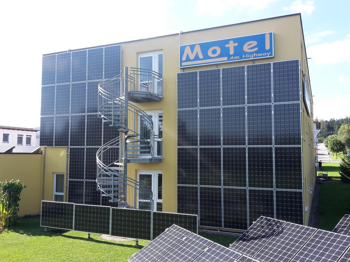 Motel Am Highway Althengstett Dış mekan fotoğraf